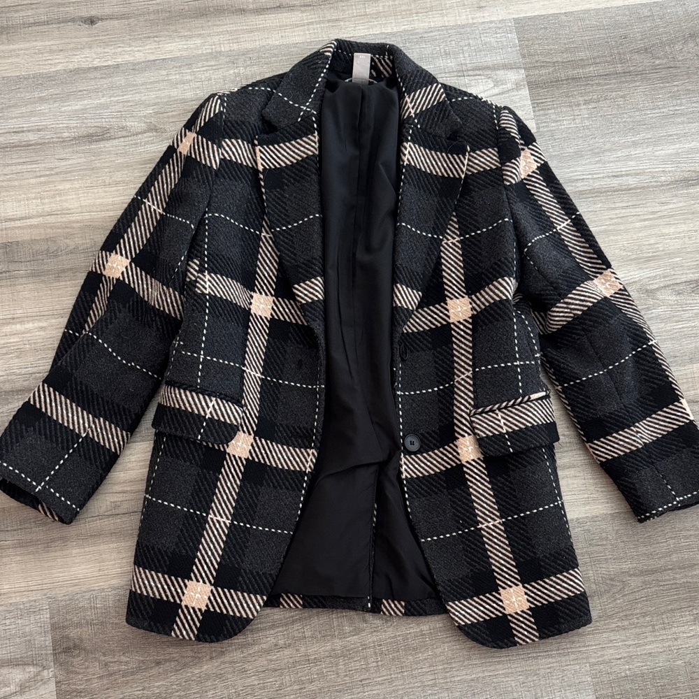H&M Black and Cream boy friend Blazer